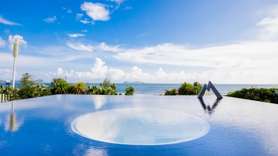 斜めの八角形スイングゲート