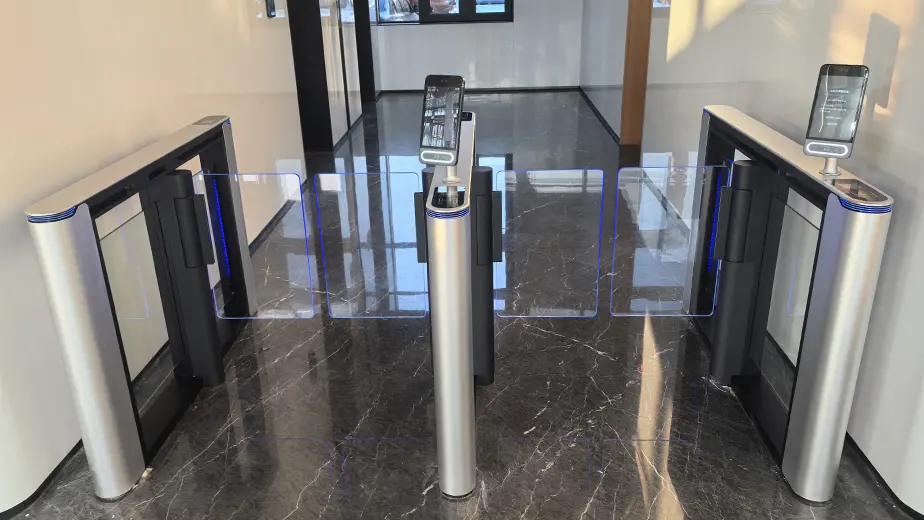 企業ビル用の顔認識スイングゲート